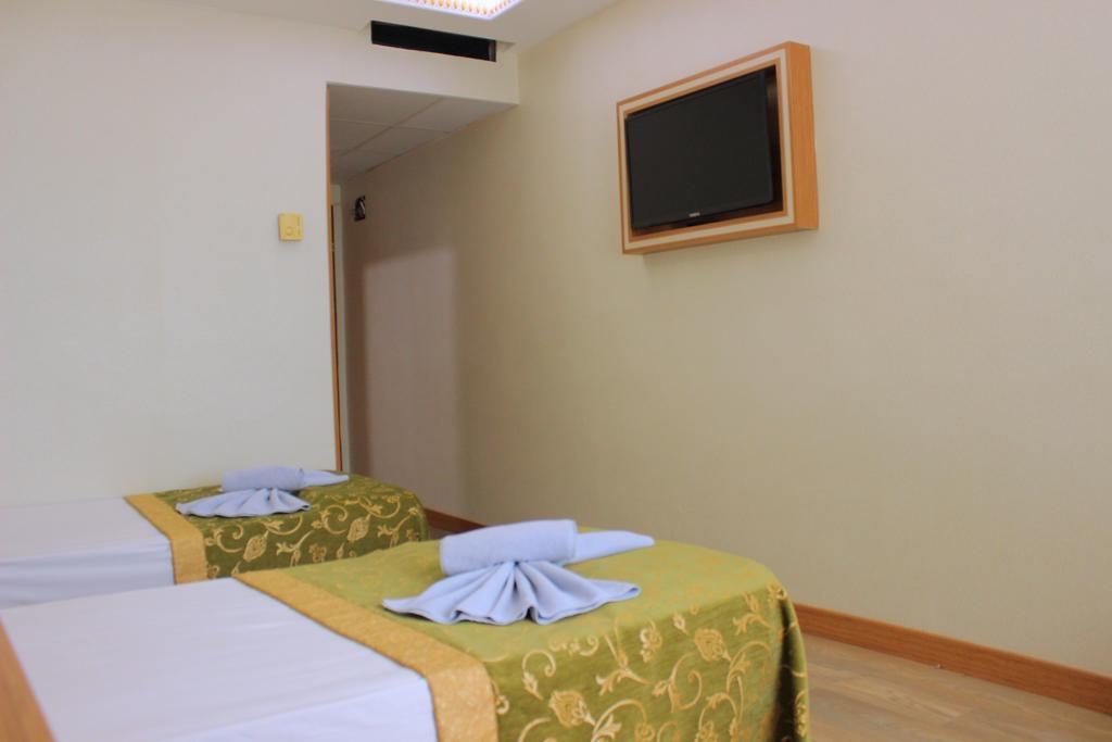 Hotel Buyuk Paris Istanbul Exteriör bild