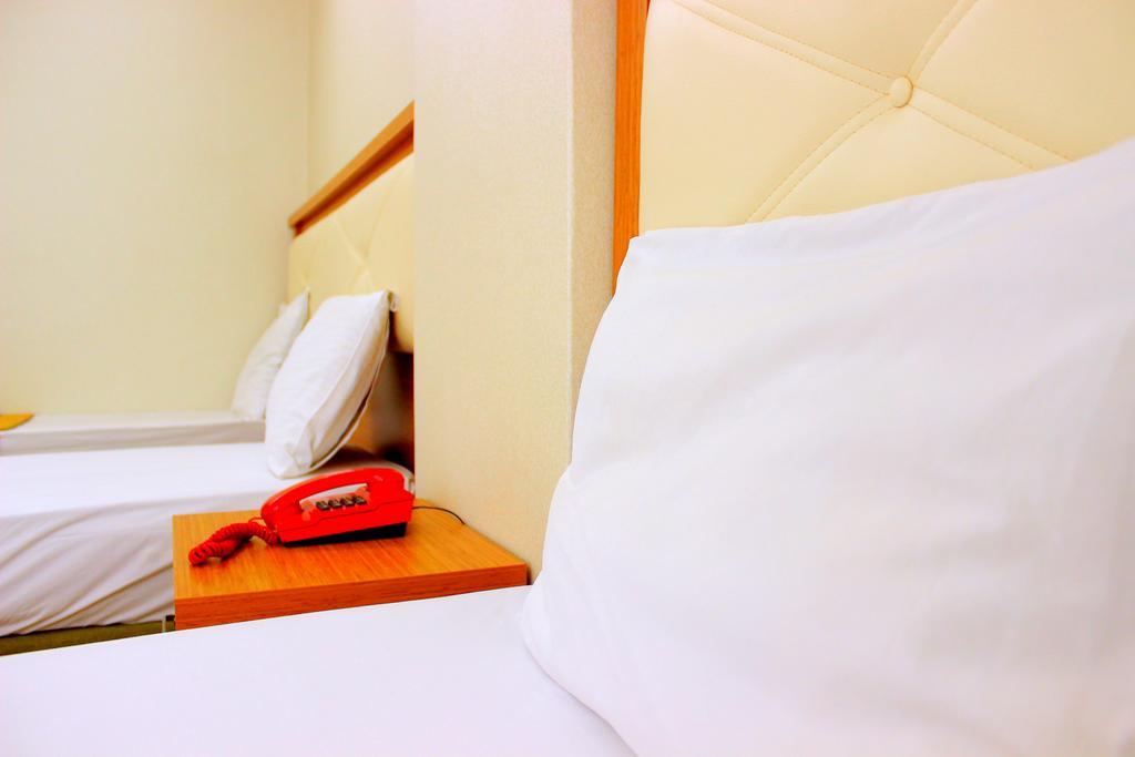 Hotel Buyuk Paris Istanbul Exteriör bild