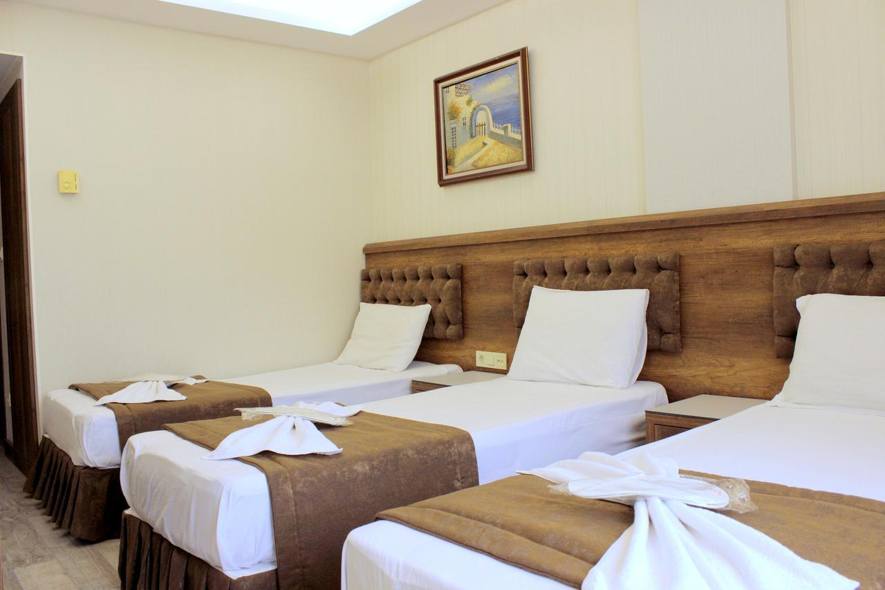 Hotel Buyuk Paris Istanbul Exteriör bild